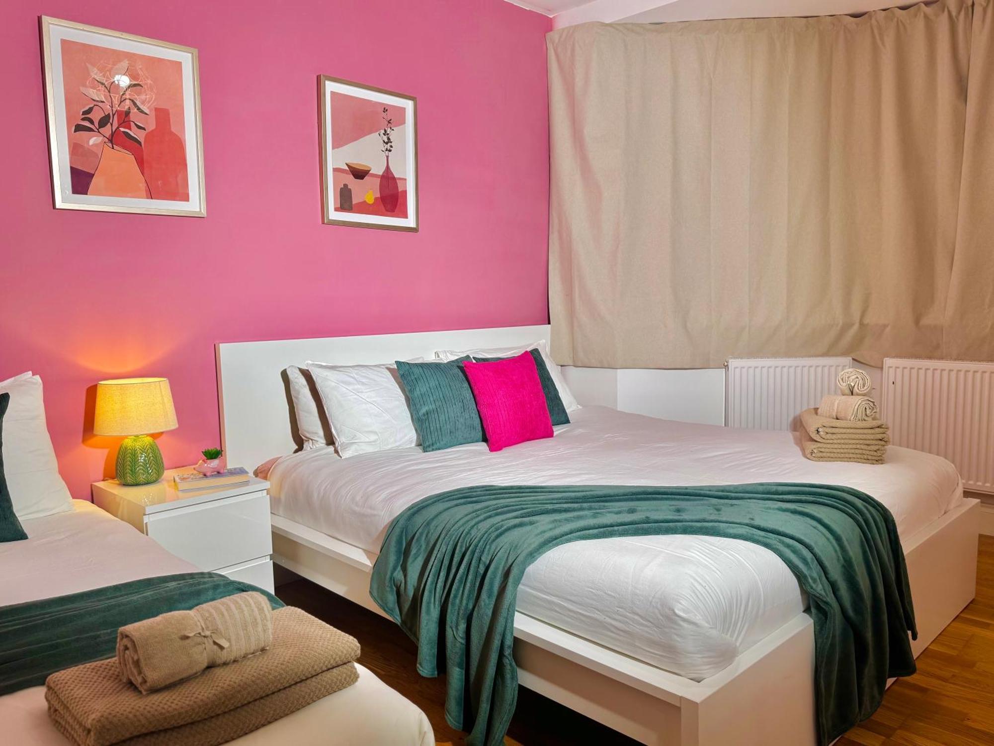 Modern 1-Bed Apt 30Min To Central London & Parking Londres Exterior foto