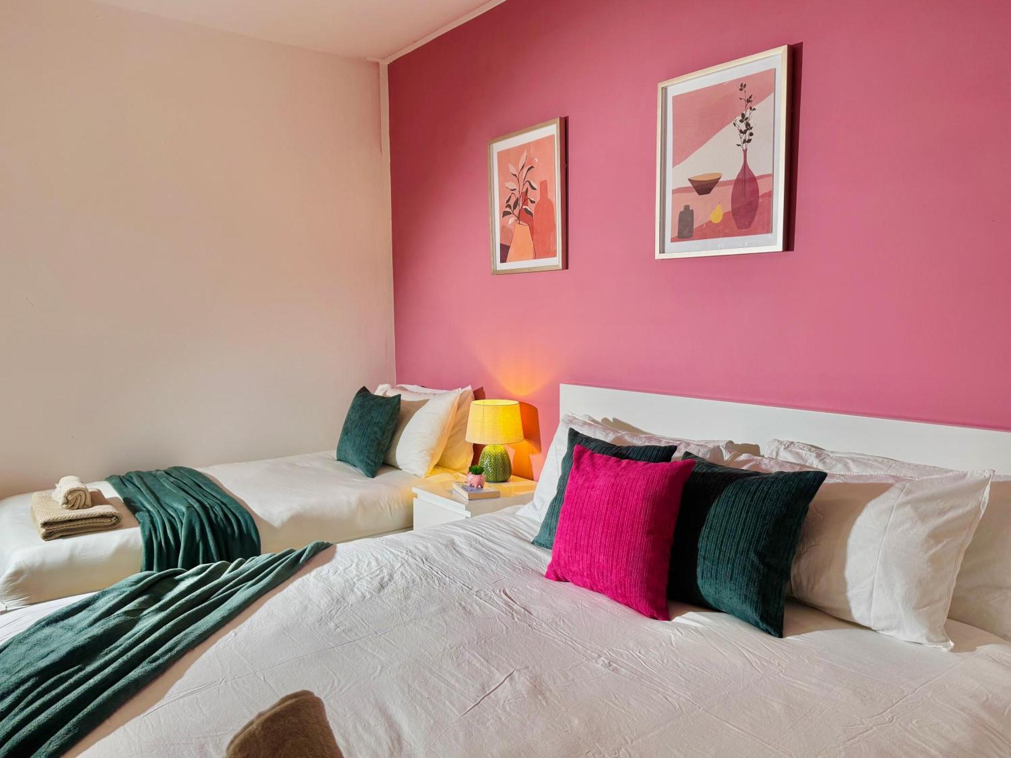 Modern 1-Bed Apt 30Min To Central London & Parking Londres Exterior foto