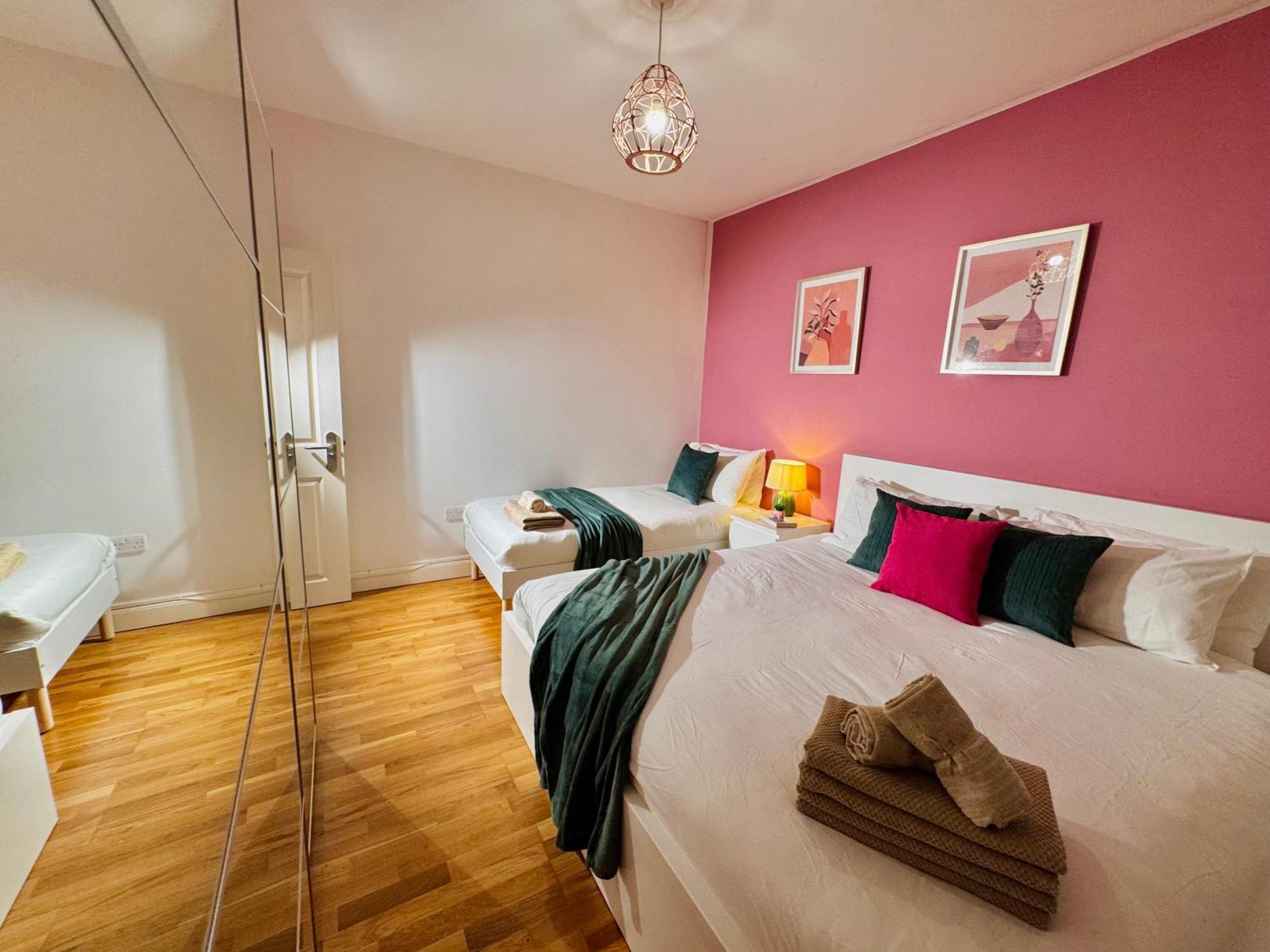 Modern 1-Bed Apt 30Min To Central London & Parking Londres Exterior foto