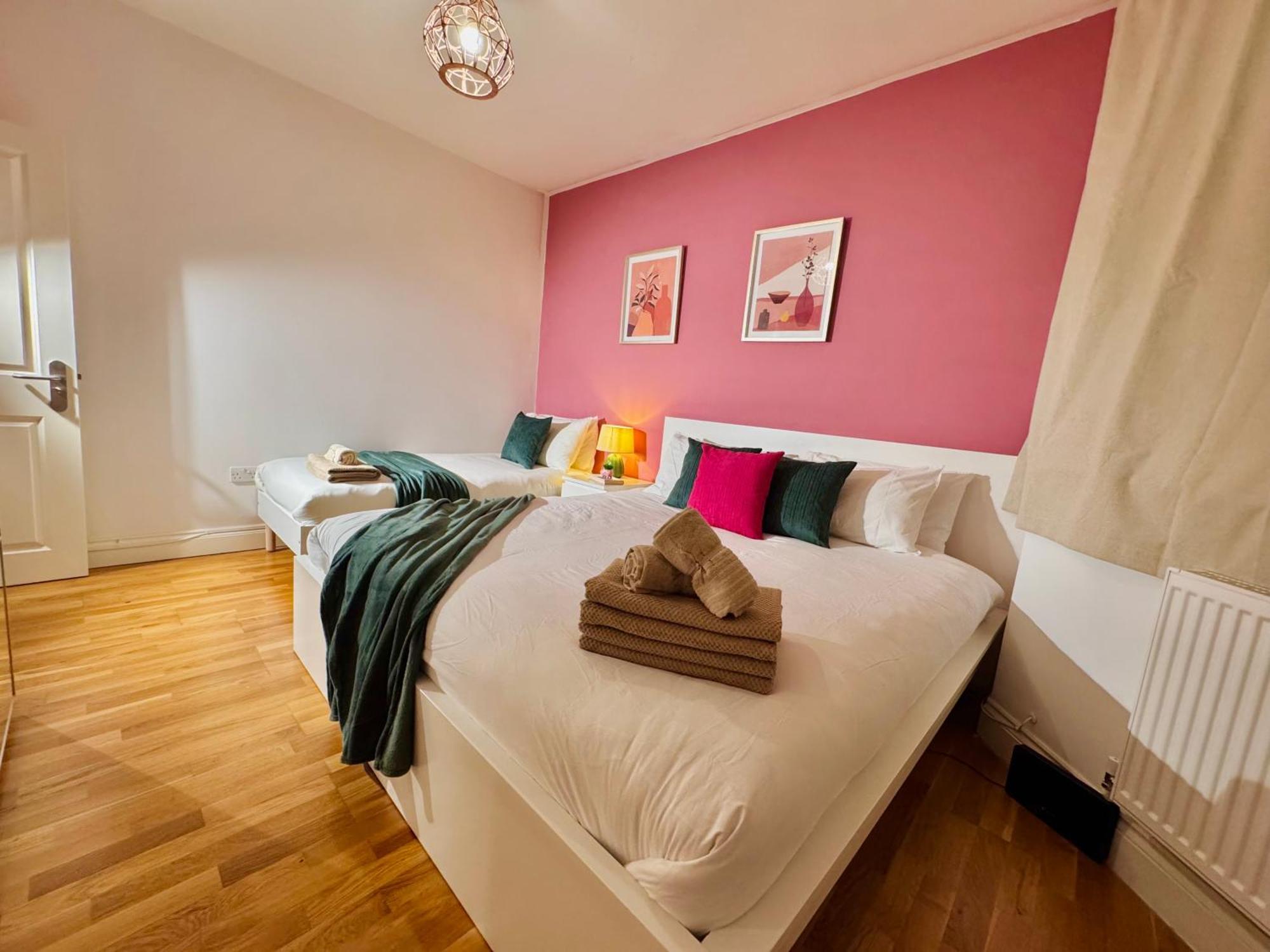 Modern 1-Bed Apt 30Min To Central London & Parking Londres Exterior foto