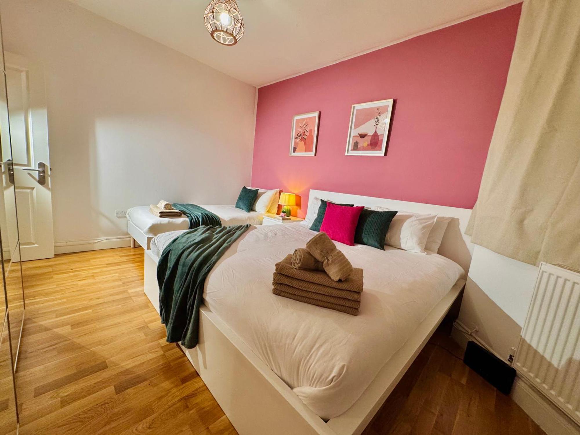 Modern 1-Bed Apt 30Min To Central London & Parking Londres Exterior foto