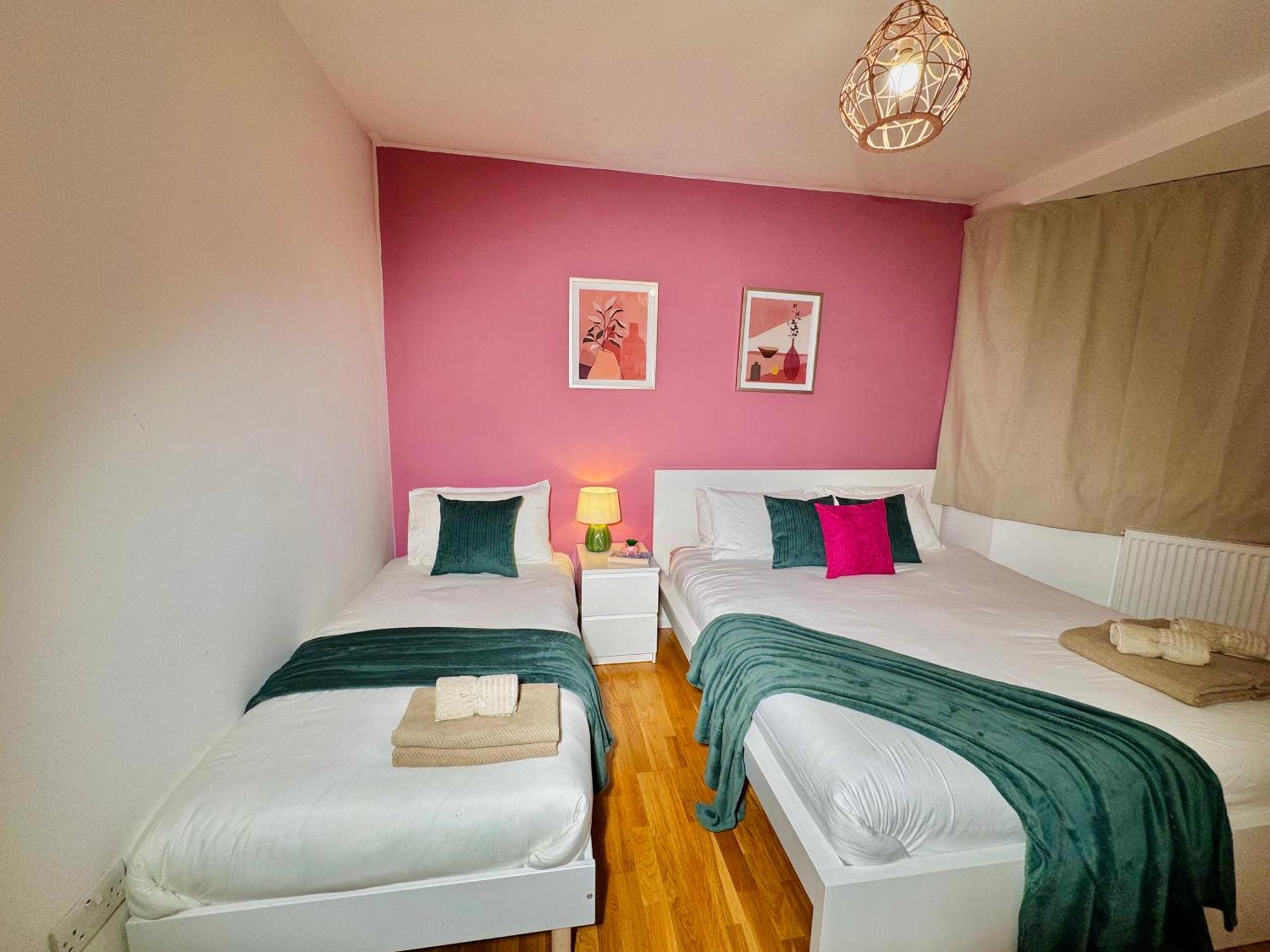 Modern 1-Bed Apt 30Min To Central London & Parking Londres Exterior foto