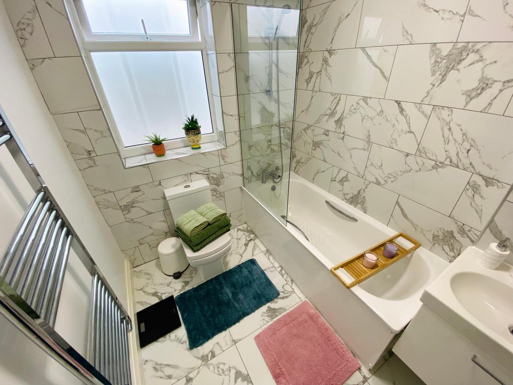 Modern 1-Bed Apt 30Min To Central London & Parking Londres Exterior foto
